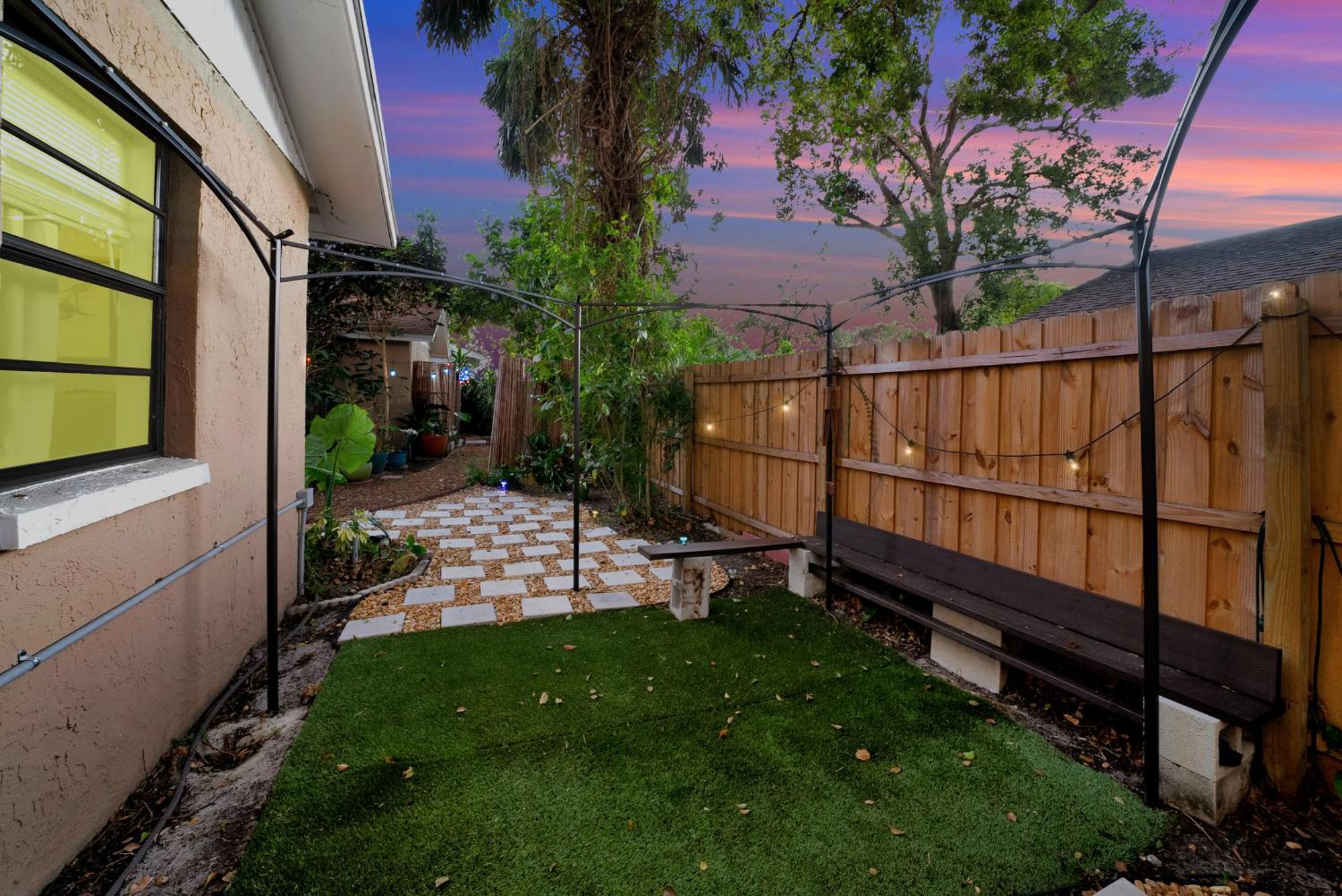 Zen Jungle House By Busch Gardens Sleeps 12 With Outdoor Games & Detached Play Space! Tampa Dış mekan fotoğraf