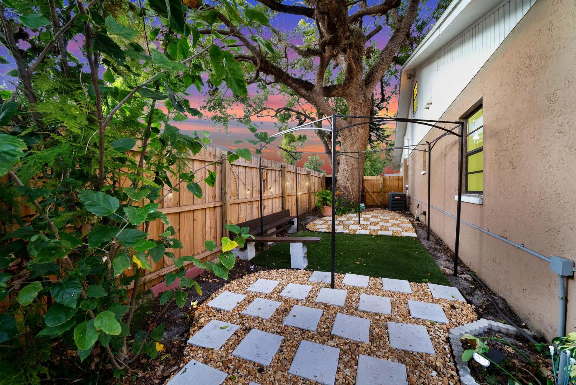 Zen Jungle House By Busch Gardens Sleeps 12 With Outdoor Games & Detached Play Space! Tampa Dış mekan fotoğraf