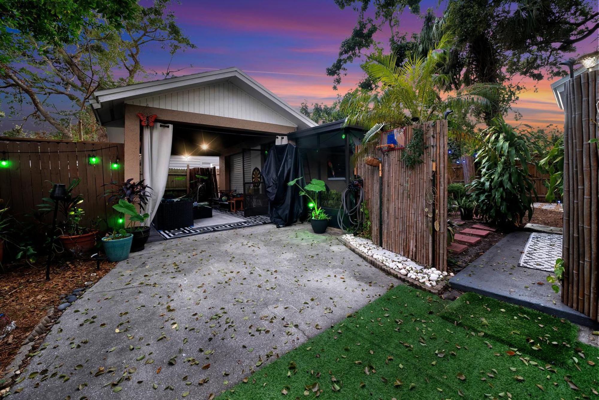 Zen Jungle House By Busch Gardens Sleeps 12 With Outdoor Games & Detached Play Space! Tampa Dış mekan fotoğraf